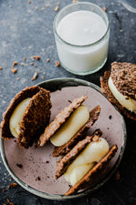 Granola cookie sandwich